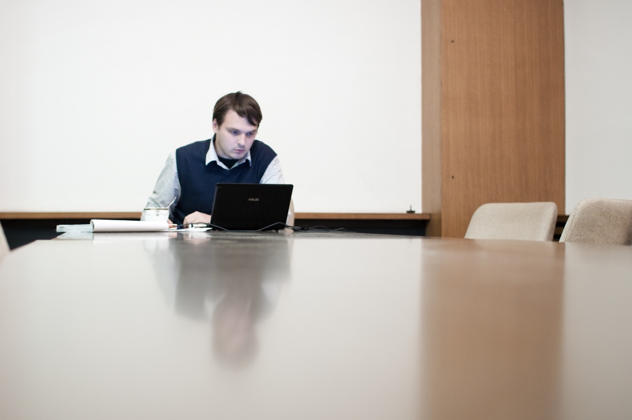 Photo / video placeholder — a mentoring or team photo fits here.